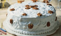 BOLO DE NOZES